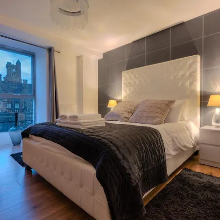 Ac19 Lower North Aisle - Luxury Self Catering 2 Bedroom Apartment Fort Augustus Exterior photo