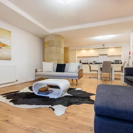 Ac19 Lower North Aisle - Luxury Self Catering 2 Bedroom Apartment Fort Augustus Exterior photo