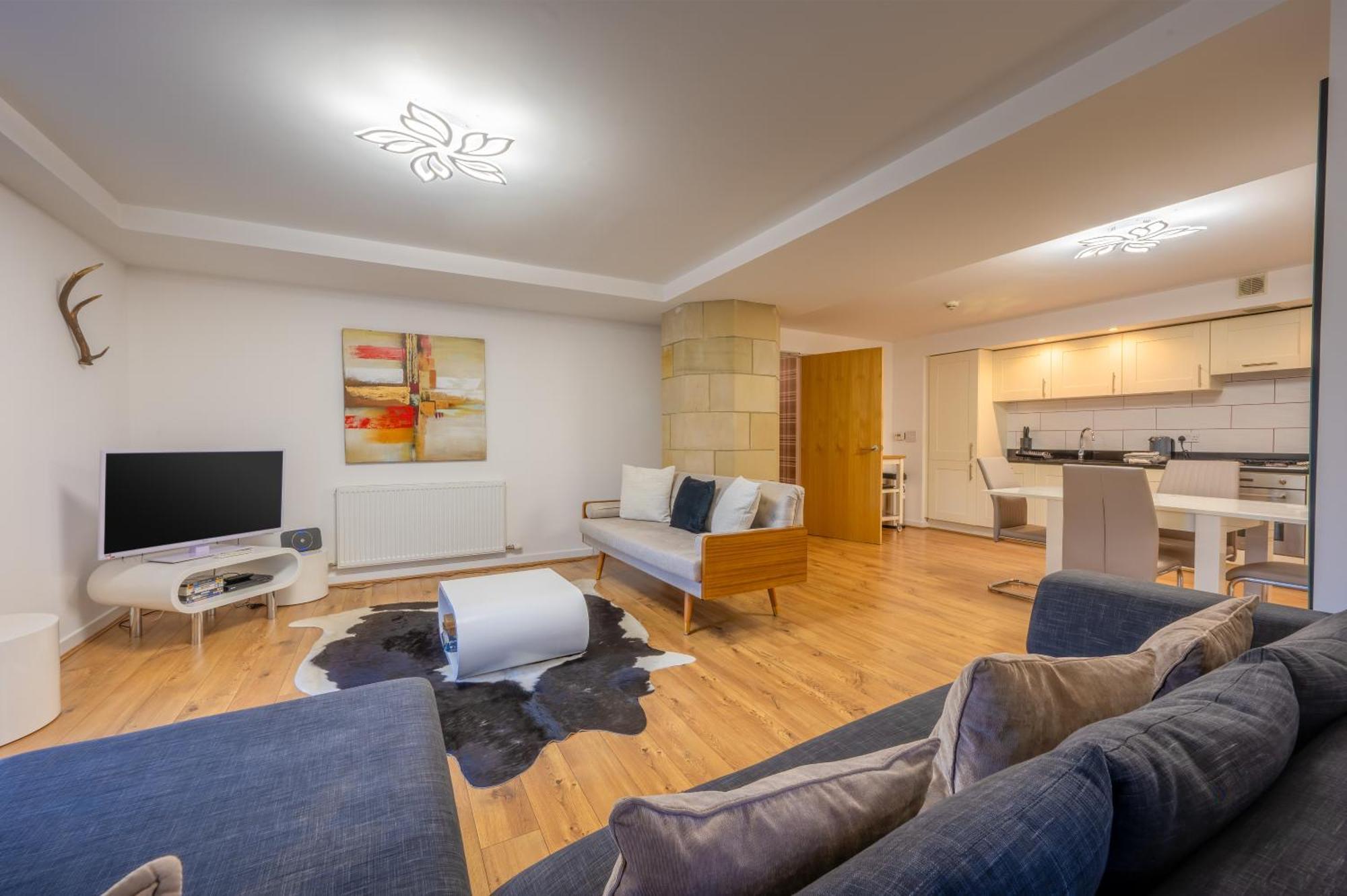 Apartment Ac19 Lower North Aisle - Luxury Self Catering 2 Bedroom