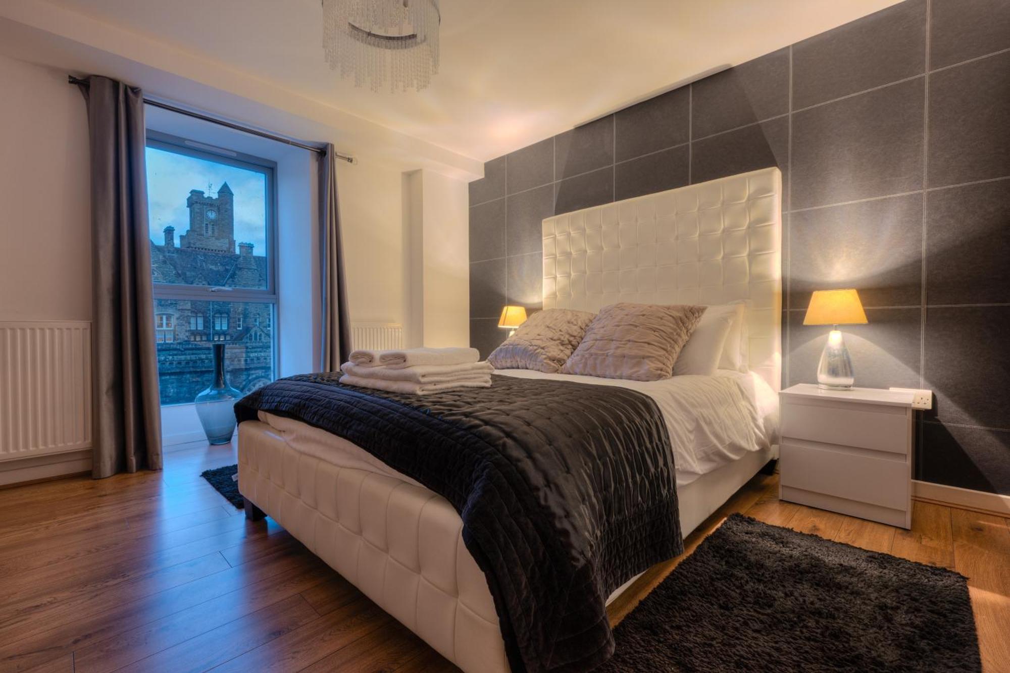 Apartment Ac19 Lower North Aisle - Luxury Self Catering 2 Bedroom Fort Augustus