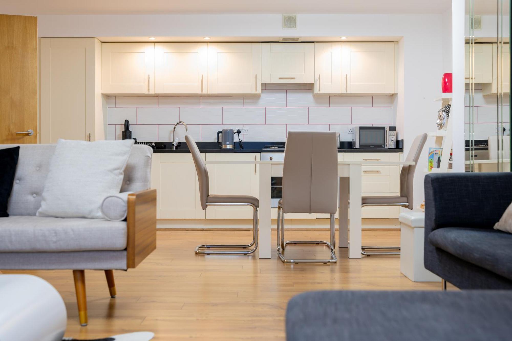 Apartment Ac19 Lower North Aisle - Luxury Self Catering 2 Bedroom *