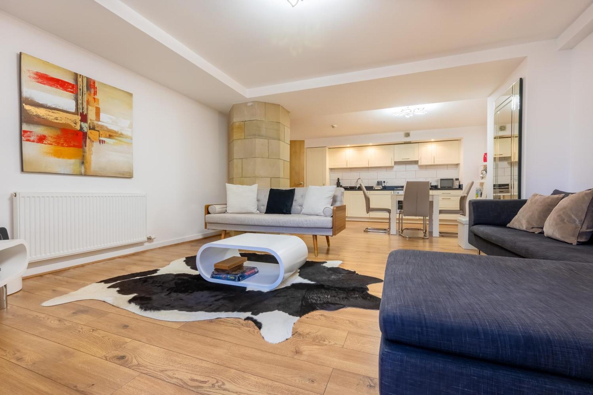 Ac19 Lower North Aisle - Luxury Self Catering 2 Bedroom * Fort Augustus