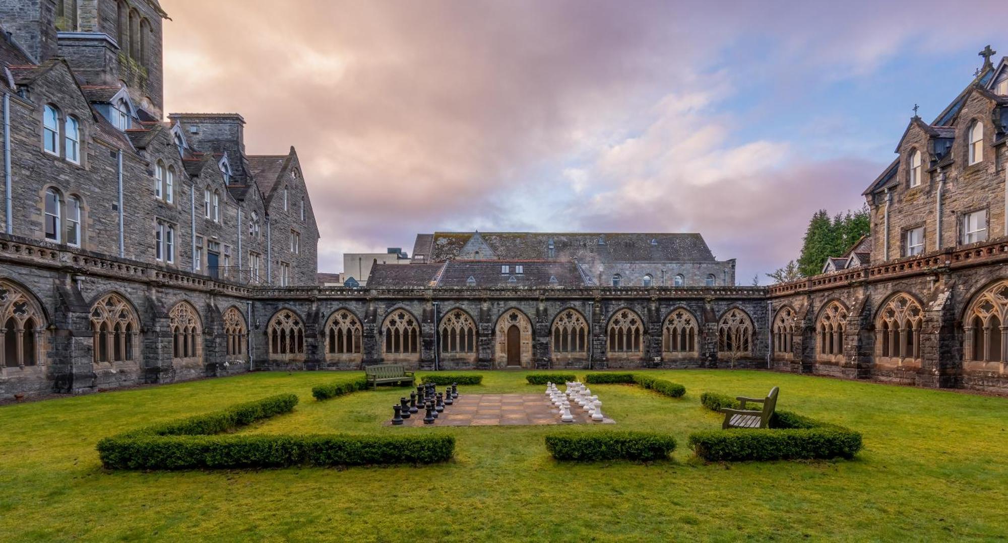 Apartment Ac19 Lower North Aisle - Luxury Self Catering 2 Bedroom Fort Augustus